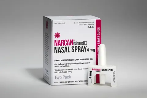 Narcan spray