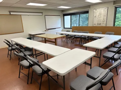 Entrance view of the Meeting Room